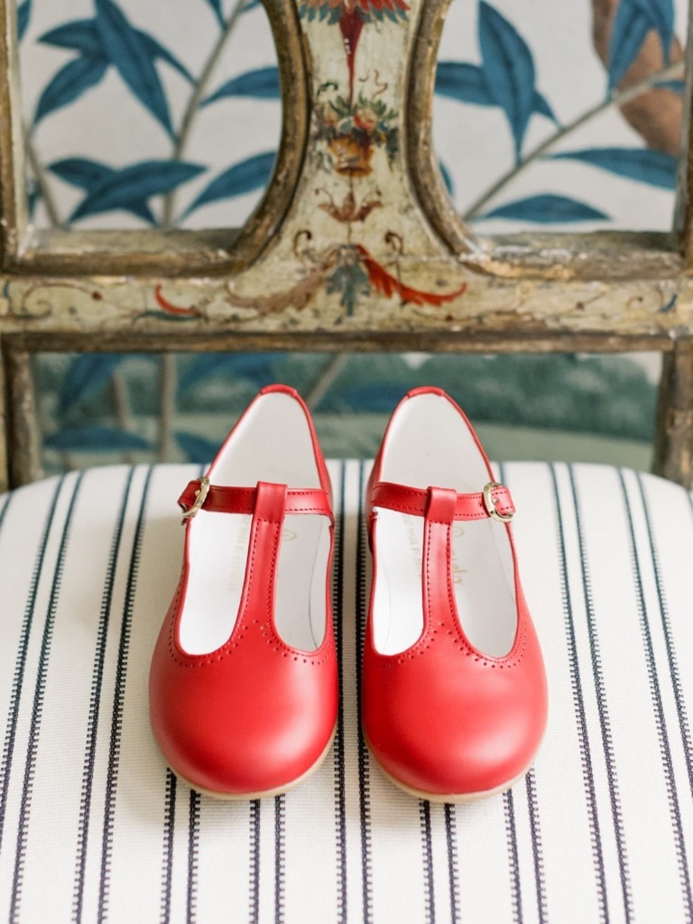 La Coqueta Red Leather T-Bar Mary Jane Shoes EU 27 US 10 - Picture 6 of 15